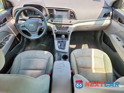 Zdjęcie 8 z 12 samochodu: 2017 HYUNDAI ELANTRA SE VIN:5NPD84LF6HH079657 - miniatura