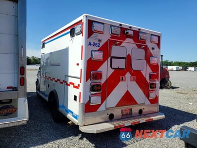 Drugie zdjęcie samochodu z przodu: 2019 CHEVROLET EXPRESS G3500 AMBULANCE VIN:1GB3GRCG6K1255632 - miniatura