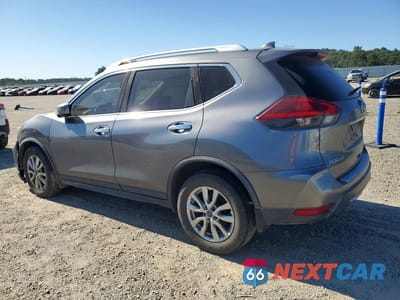 Drugie zdjęcie samochodu z przodu: 2018 NISSAN ROGUE SV VIN:KNMAT2MT8JP606148 - miniatura