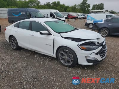 Czwarte zdjęcie samochodu z boku: 2024 CHEVROLET MALIBU LT VIN:1G1ZD5ST3RF224558 - miniatura