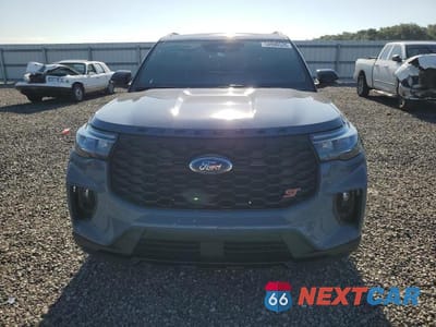 Piąte zdjęcie samochodu w środku: 2025 FORD EXPLORER ST VIN:1FMWK7GC1SGB45955 - miniatura