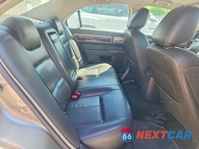 Zdjęcie 10 z 12 samochodu: 2009 LINCOLN MKZ VIN:3LNHM26T29R608809 - miniatura
