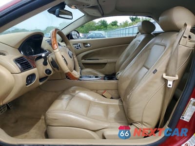Zdjęcie 7 z 12 samochodu: 2007 JAGUAR XK VIN:SAJWA44B575B09582 - miniatura