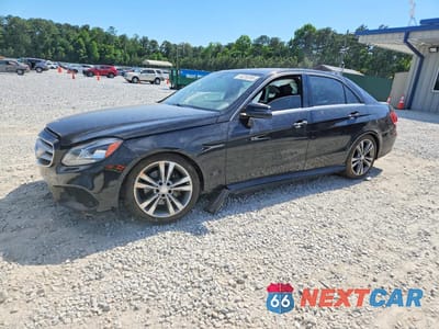 2014 MERCEDES-BENZ E 350 WDDHF5KB2EB021690 - główne zdjęcie licytacji z USA - miniatura