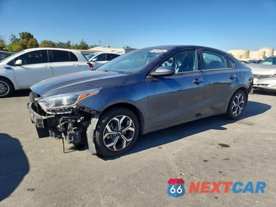 2020 KIA FORTE LXS 3KPF24AD4LE185162 - główne zdjęcie licytacji z USA - miniatura