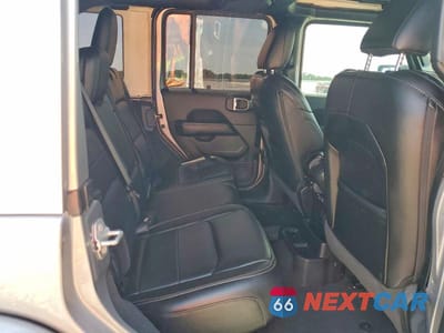 Zdjęcie 10 z 12 samochodu: 2021 JEEP WRANGLER UNLIMITED SAHARA VIN:1C4HJXEG3MW511185 - miniatura