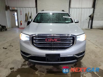 Piąte zdjęcie samochodu w środku: 2017 GMC ACADIA SLE VIN:1GKKNSLA2HZ269865 - miniatura