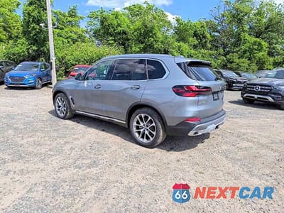 Drugie zdjęcie samochodu z przodu: 2026 BMW X5 XDRIVE40I VIN:5UX23EU00T9364487 - miniatura