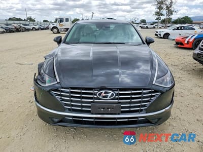 Piąte zdjęcie samochodu w środku: 2020 HYUNDAI SONATA HYBRID SEL VIN:KMHL34JJXLA014002 - miniatura