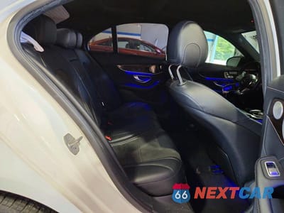 Zdjęcie 10 z 13 samochodu: 2020 MERCEDES-BENZ C 63 AMG VIN:55SWF8GB0LU332278 - miniatura