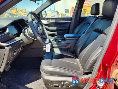 Zdjęcie 7 z 13 samochodu: 2025 JEEP GRAND CHEROKEE L LIMITED VIN:1C4RJKBG1S8779990 - miniatura
