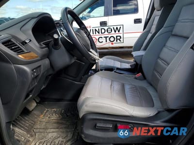 Zdjęcie 7 z 14 samochodu: 2018 HONDA CR-V EXL VIN:7FARW2H89JE028642 - miniatura
