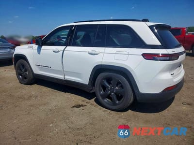 Drugie zdjęcie samochodu z przodu: 2023 JEEP GRAND CHEROKEE LIMITED VIN:1C4RJHBG9PC542235 - miniatura