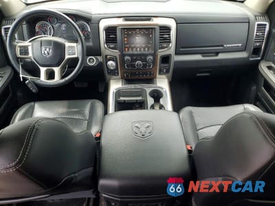 Zdjęcie 8 z 12 samochodu: 2016 RAM 1500 LARAMIE VIN:1C6RR7NMXGS303617 - miniatura