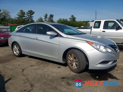 Czwarte zdjęcie samochodu z boku: 2011 HYUNDAI SONATA GLS VIN:5NPEB4AC6BH159854 - miniatura