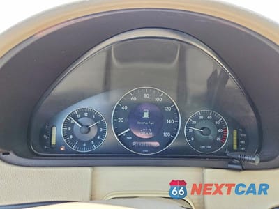 Zdjęcie 9 z 12 samochodu: 2004 MERCEDES-BENZ CLK 500 VIN:WDBTK75G34T031848 - miniatura
