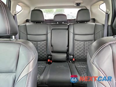 Zdjęcie 10 z 13 samochodu: 2019 NISSAN MURANO VIN:5N1AZ2MJ4KN131247 - miniatura