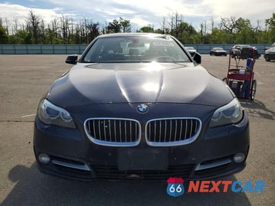 Piąte zdjęcie samochodu w środku: 2016 BMW 535 XI VIN:WBA5B3C54GG254222 - miniatura