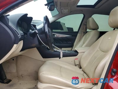 Zdjęcie 7 z 13 samochodu: 2014 INFINITI Q50 BASE VIN:JN1BV7AP7EM672932 - miniatura