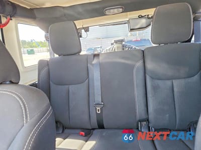 Zdjęcie 10 z 13 samochodu: 2015 JEEP WRANGLER UNLIMITED RUBICON VIN:1C4BJWFG4FL769010 - miniatura