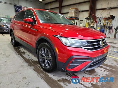 Czwarte zdjęcie samochodu z boku: 2024 VOLKSWAGEN TIGUAN SE VIN:3VVMB7AX6RM009023 - miniatura