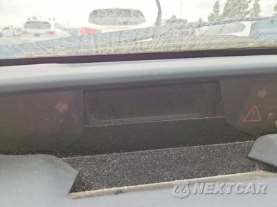 Zdjęcie 9 z 13 samochodu: 2005 TOYOTA PRIUS BASE VIN:JTDKB20U553090981 - miniatura