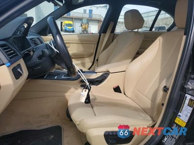 Zdjęcie 7 z 12 samochodu: 2013 BMW 328 XI VIN:WBA3B3C56DF533115 - miniatura