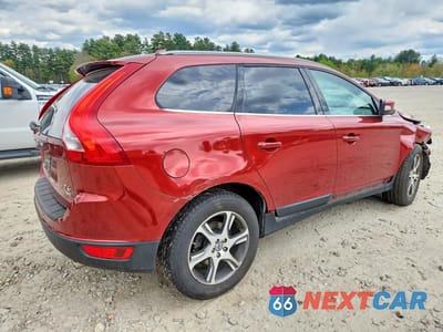 Trzecie zdjęcie samochodu z tyłu: 2013 VOLVO XC60 T6 VIN:YV4902DZ2D2464135 - miniatura