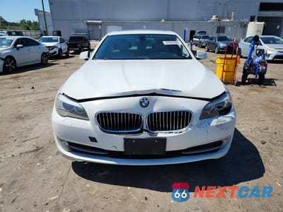 Piąte zdjęcie samochodu w środku: 2013 BMW 528 I VIN:WBAXG5C51DDY36782 - miniatura
