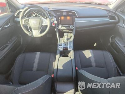 Zdjęcie 8 z 12 samochodu: 2017 HONDA CIVIC EX VIN:2HGFC2F71HH513140 - miniatura