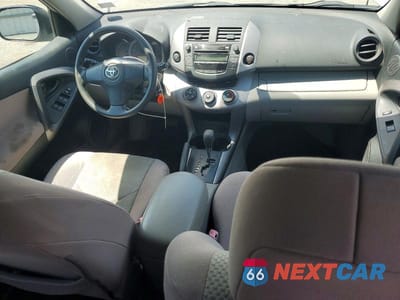 Zdjęcie 8 z 13 samochodu: 2007 TOYOTA RAV4 BASE VIN:JTMBD33V576028082 - miniatura
