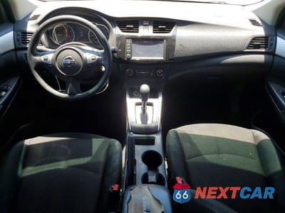 Zdjęcie 8 z 12 samochodu: 2019 NISSAN SENTRA S VIN:3N1AB7APXKY297745 - miniatura