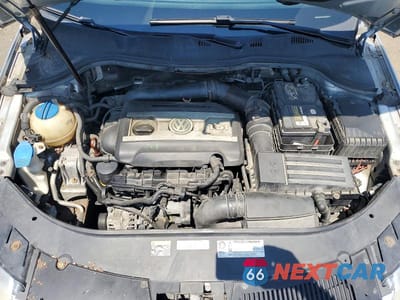 Zdjęcie 11 z 12 samochodu: 2010 VOLKSWAGEN PASSAT KOMFORT VIN:WVWJM7AN7AE099710 - miniatura