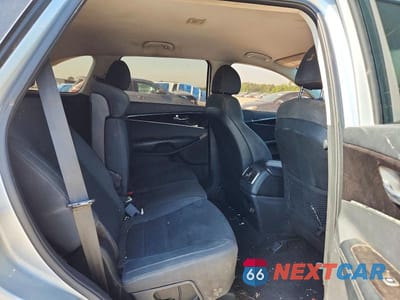 Zdjęcie 11 z 13 samochodu: 2018 KIA SORENTO L VIN:5XYPG4A33JG351314 - miniatura
