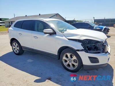 Czwarte zdjęcie samochodu z boku: 2012 VOLVO XC60 3.2 VIN:YV4952DL1C2283989 - miniatura