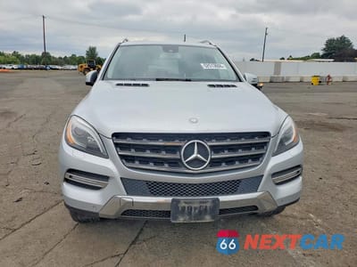 Piąte zdjęcie samochodu w środku: 2012 MERCEDES-BENZ ML 350 BLUETEC VIN:4JGDA2EB1CA080259 - miniatura