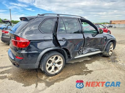 Trzecie zdjęcie samochodu z tyłu: 2013 BMW X5 XDRIVE35I VIN:5UXZV4C5XDL994103 - miniatura