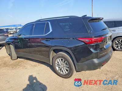 Drugie zdjęcie samochodu z przodu: 2022 CHEVROLET TRAVERSE LT VIN:1GNEVGKW5NJ173894 - miniatura