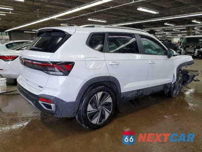 Trzecie zdjęcie samochodu z tyłu: 2026 VOLKSWAGEN TAOS SE VIN:3VVUC7B25TM022742 - miniatura