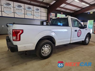 Trzecie zdjęcie samochodu z tyłu: 2016 FORD F150 VIN:1FTMF1C89GKF37990 - miniatura
