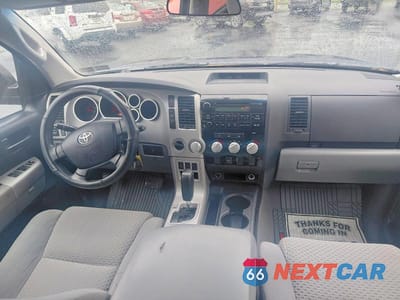 Zdjęcie 9 z 10 samochodu: 2007 TOYOTA TUNDRA DOUBLE CAB SR5 VIN:5TBBV54127S485512 - miniatura