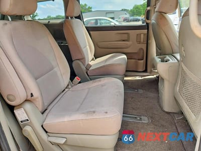 Zdjęcie 11 z 13 samochodu: 2016 KIA SEDONA LX VIN:KNDMB5C10G6165972 - miniatura
