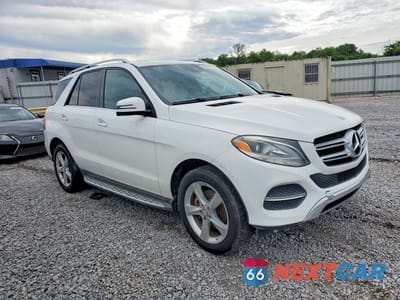 Czwarte zdjęcie samochodu z boku: 2016 MERCEDES-BENZ GLE 350 VIN:4JGDA5JBXGA692926 - miniatura