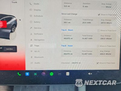 Zdjęcie 9 z 13 samochodu: 2023 TESLA MODEL Y VIN:7SAYGAEE3PF878495 - miniatura