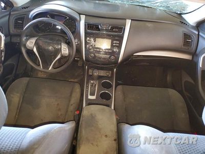 Zdjęcie 8 z 12 samochodu: 2015 NISSAN ALTIMA 2.5 S VIN:1N4AL3AP5FN354154 - miniatura