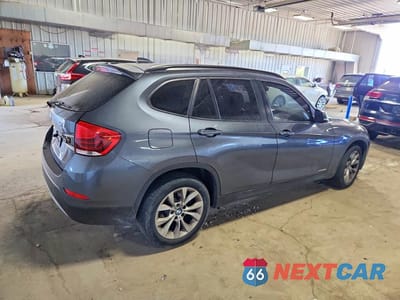 Trzecie zdjęcie samochodu z tyłu: 2014 BMW X1 XDRIVE28I VIN:WBAVL1C54EVY13634 - miniatura
