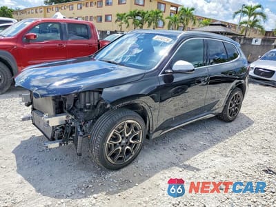 2023 BMW X1 WBX73EF08P5W11744 - główne zdjęcie licytacji z USA - miniatura