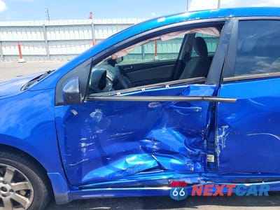 Zdjęcie 7 z 12 samochodu: 2012 NISSAN SENTRA 2.0 VIN:3N1AB6AP6CL782201 - miniatura