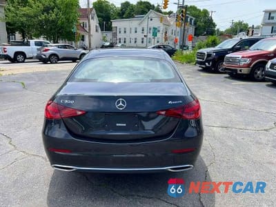Piąte zdjęcie samochodu w środku: 2022 MERCEDES-BENZ C 300 4MATIC VIN:W1KAF4HB5NR032645 - miniatura
