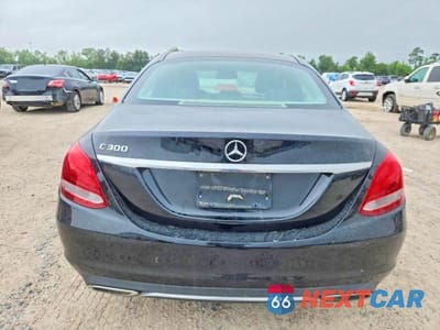 Zdjęcie 7 z 13 samochodu: 2017 MERCEDES-BENZ C 300 VIN:55SWF4JB0HU186599 - miniatura
